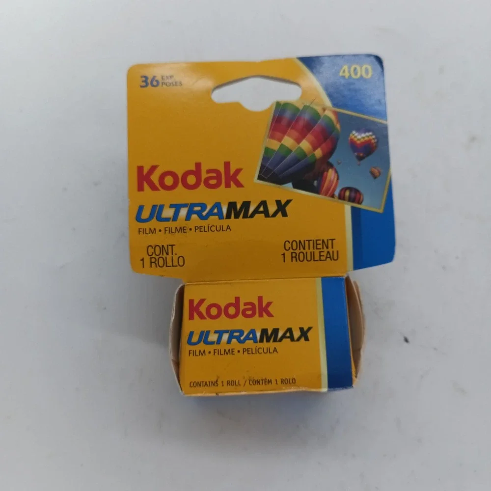 Kodak UltraMax 400 Color Print Film 35mm 36 Exposures Expired 11/2021 R1